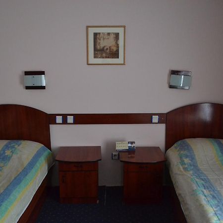 كومانوفو Hotel Mimoza المظهر الخارجي الصورة