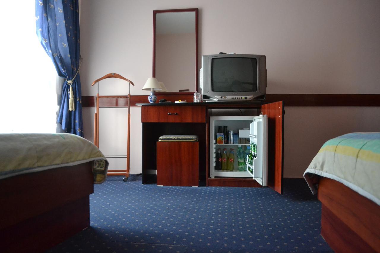 كومانوفو Hotel Mimoza المظهر الخارجي الصورة