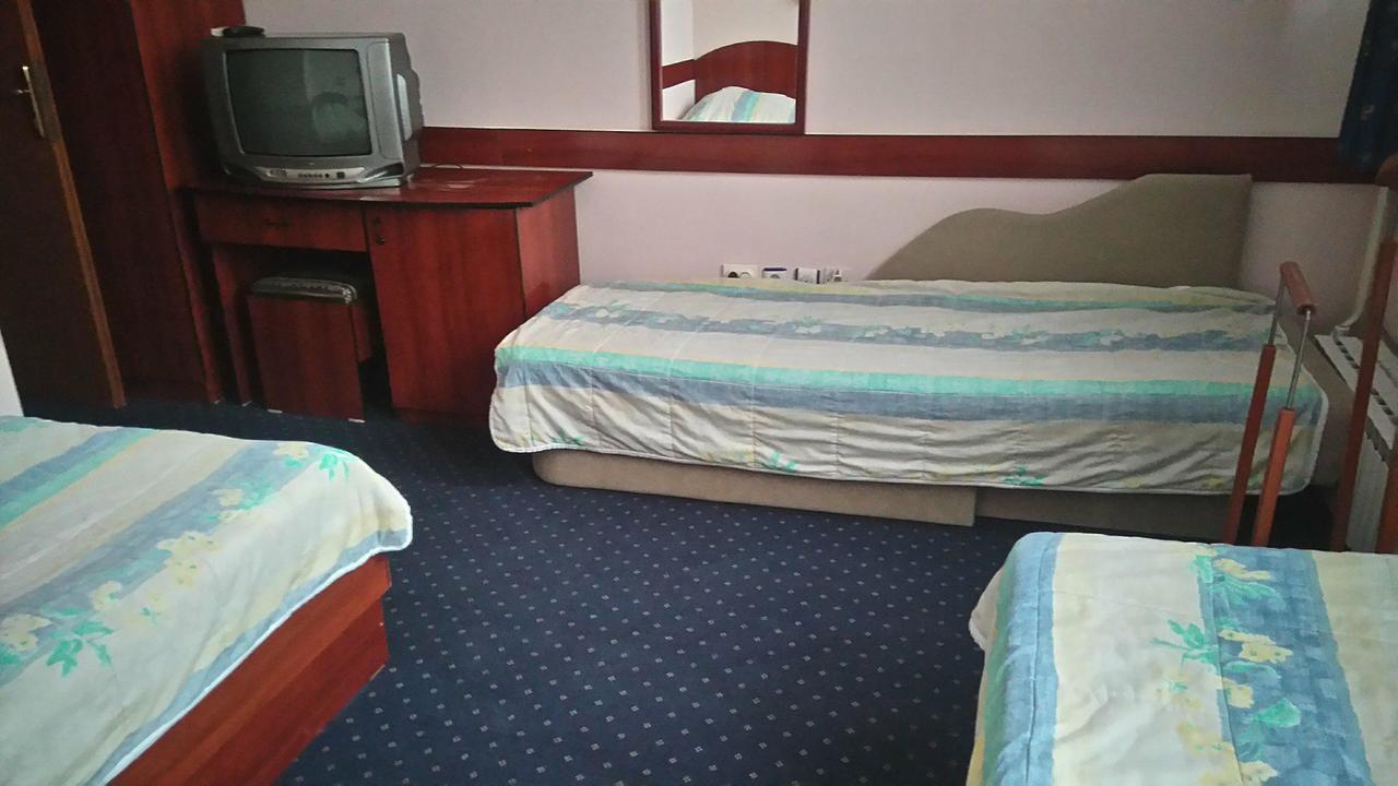 كومانوفو Hotel Mimoza المظهر الخارجي الصورة