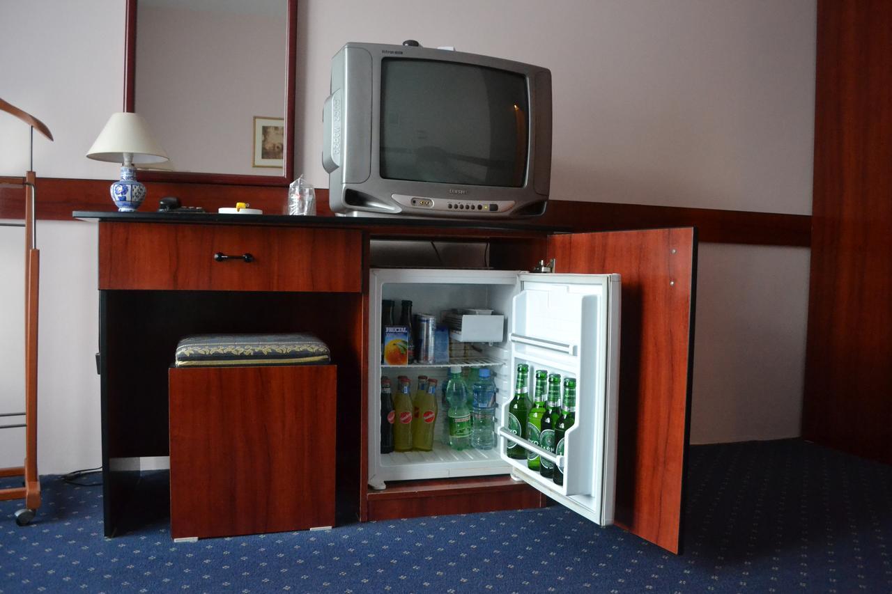 كومانوفو Hotel Mimoza المظهر الخارجي الصورة
